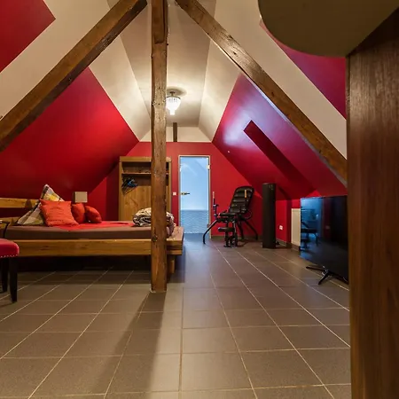 Lustra - Adults Only 2*