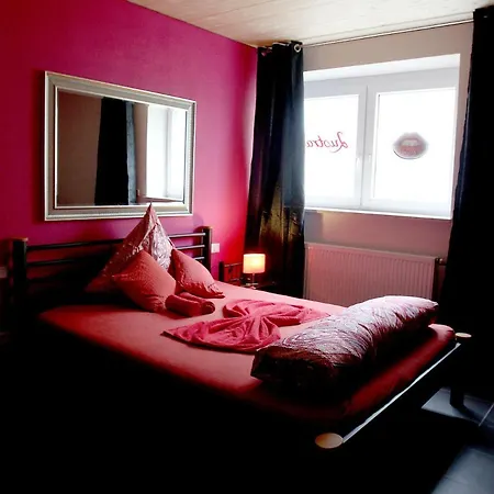 Lustra - Adults Only 2* Landshut