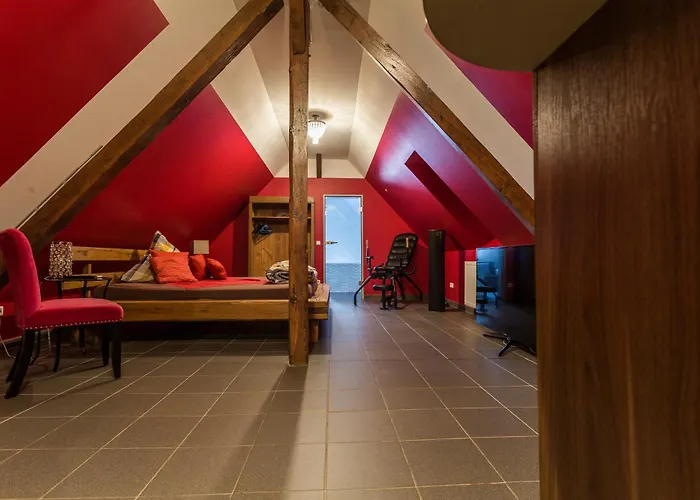 Lustra - Adults Only 2*